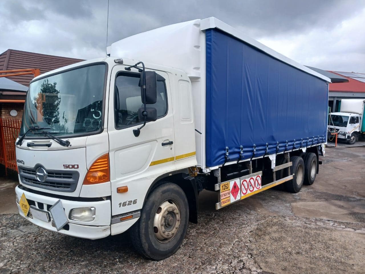 2016 2016 HINO 1626