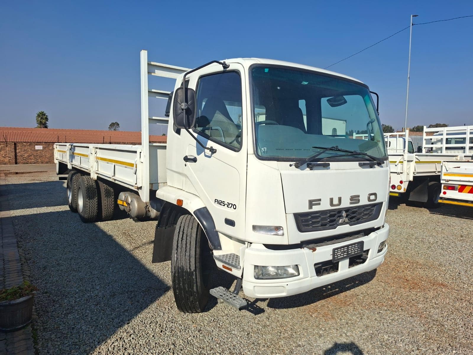 2013 2013 FUSO FM25-270