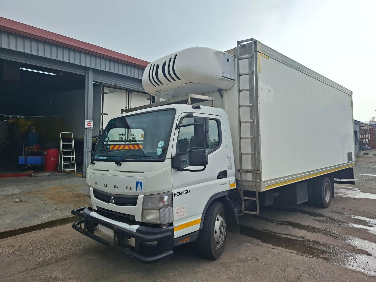 2015 2015 FUSO FE8-150